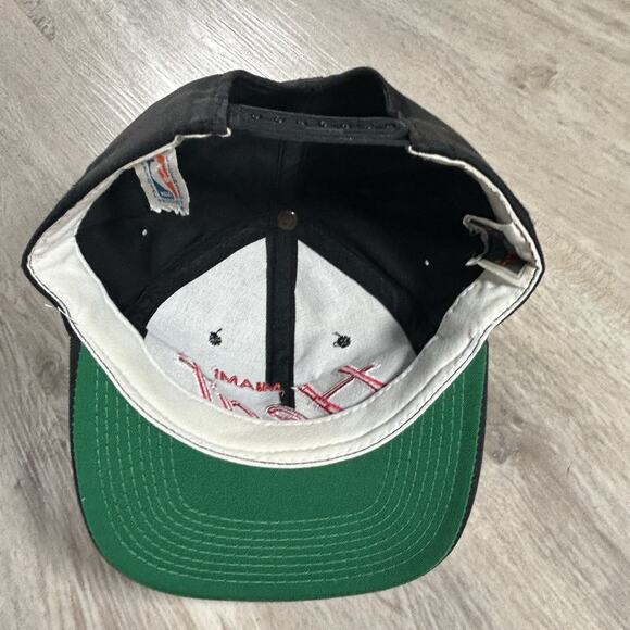 Vintage Sports Specialties Miami Heat Script Hat Snapback NBA Black Fade Cap - Picture 3 of 10